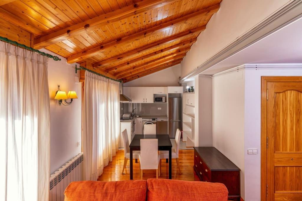 Apartamento Los 3 Reyes Вальдерробрес Екстер'єр фото